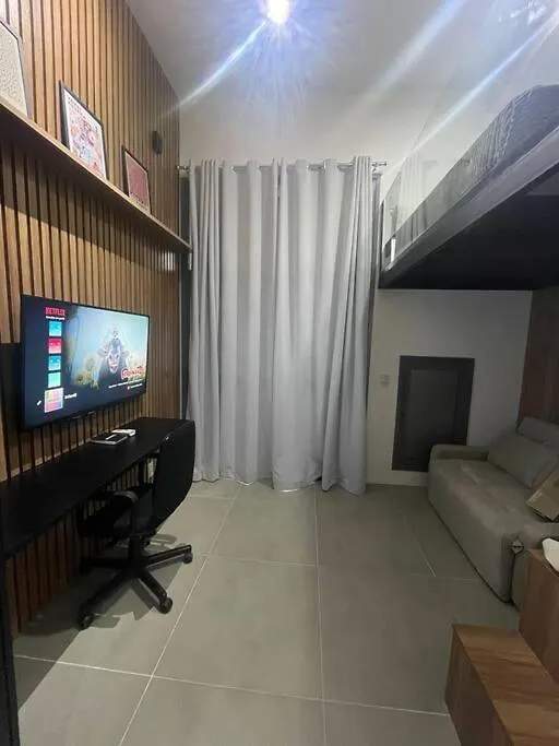 Novo Studio Haus Mitre 1015 Metro Brooklin location